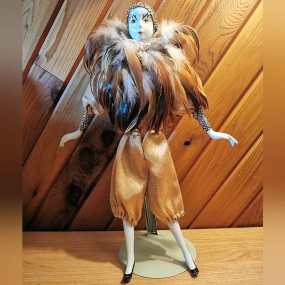 Gorgeous Pierrot Doll / Venetian Ball Doll - Picture 2 of 9